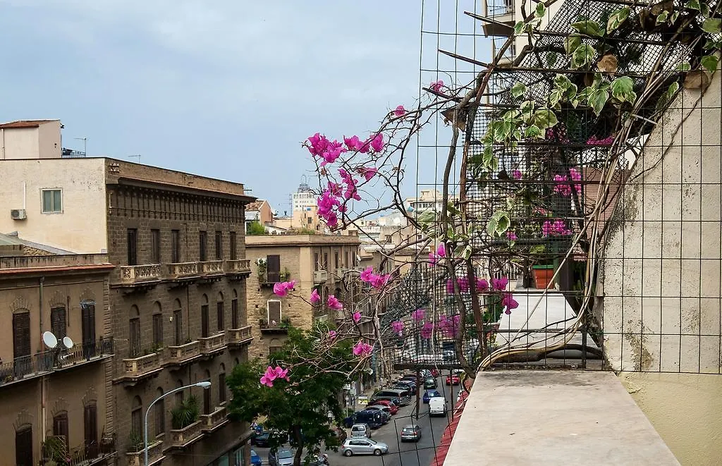 Attico Finocchiaro - Terrazza In Centro Wifi Free Apartment Palermo 0*,